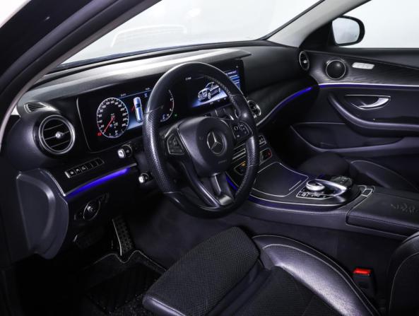 Mercedes-Benz E-Класс V (W213 S213 C238) с пробегом 2017 года, цена 2 190 000 рублей, 329086 км, универсал, Автокод Объявления