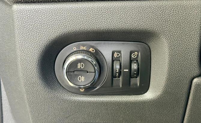 Opel Corsa D Рестайлинг II с пробегом 2011 года, цена 564 000 рублей, 85704 км, хэтчбек, Автокод Объявления
