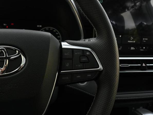 Toyota Highlander IV (XU70) с пробегом 2026 года, цена 5 500 000 рублей, 18 км, внедорожник, Автокод Объявления