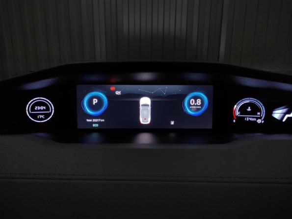 Changan UNI-V I с пробегом 2023 года, цена 2 418 000 рублей, 23213 км, лифтбек, Автокод Объявления