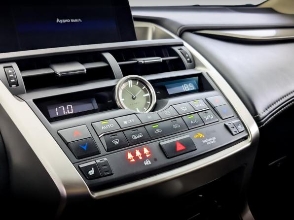 Lexus NX I с пробегом 2016 года, цена 2 590 000 рублей, 188260 км, внедорожник, Автокод Объявления