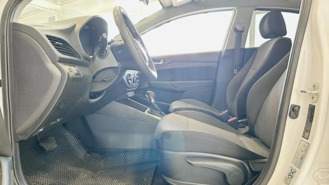 Hyundai Solaris II Рестайлинг с пробегом 2022 года, цена 1 698 000 рублей, 242000 км, седан, Автокод Объявления