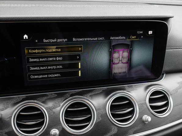 Mercedes-Benz E-Класс V (W213 S213 C238) Рестайлинг с пробегом 2021 года, цена 3 798 000 рублей, 135428 км, седан, Автокод Объявления