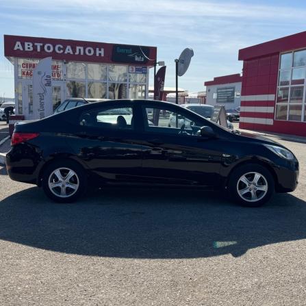 Hyundai Solaris I с пробегом 2013 года, цена 649 000 рублей, 187247 км, седан, Автокод Объявления