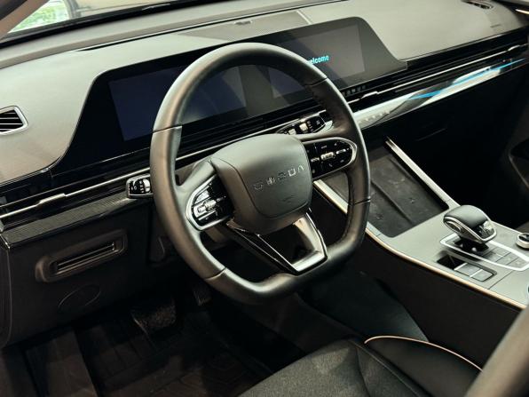 Omoda C5 I с пробегом 2023 года, цена 1 835 000 рублей, 12756 км, внедорожник, Автокод Объявления
