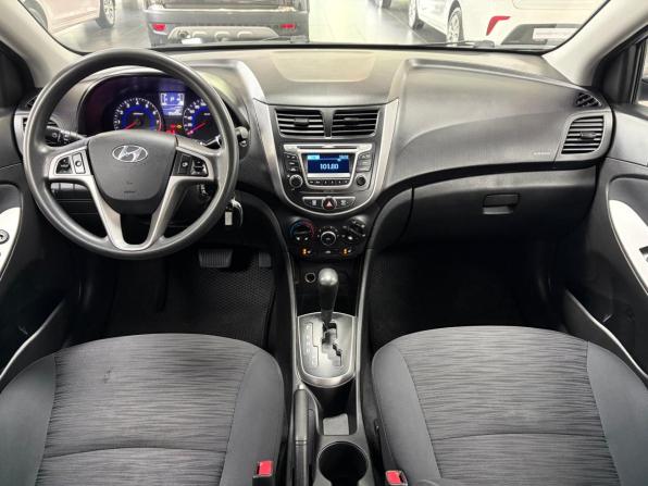 Hyundai Solaris I Рестайлинг с пробегом 2015 года, цена 938 000 рублей, 155293 км, седан, Автокод Объявления