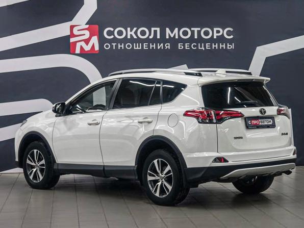 Toyota RAV4 IV (XA40) Рестайлинг с пробегом 2017 года, цена 2 499 900 рублей, 168000 км, внедорожник, Автокод Объявления