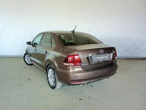 Volkswagen Polo V Рестайлинг с пробегом 2018 года, цена 939 000 рублей, 160566 км, седан, Автокод Объявления
