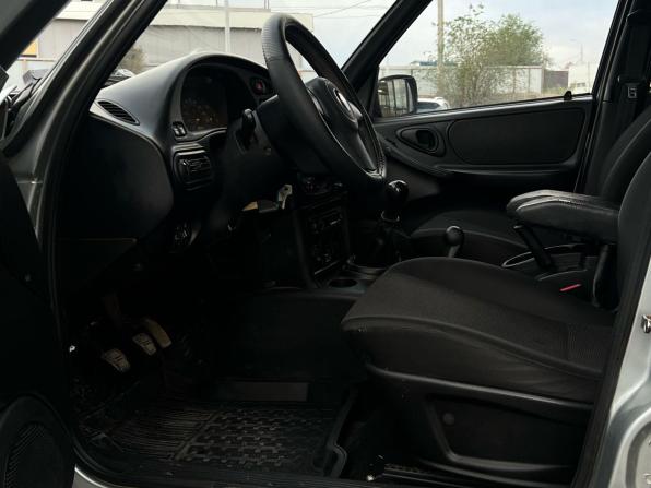 Chevrolet Niva I Рестайлинг с пробегом 2016 года, цена 679 000 рублей, 103096 км, внедорожник, Автокод Объявления