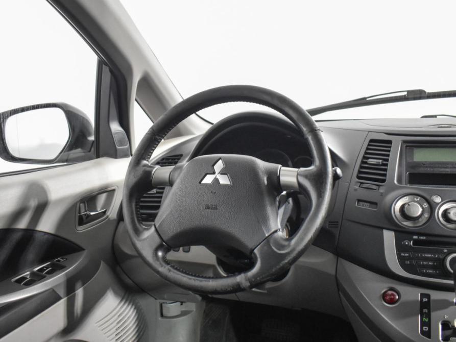 Mitsubishi Grandis I Санкт-Петербург  - изображение 16