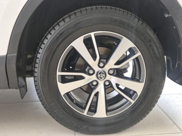 Toyota RAV4 IV (XA40) Рестайлинг с пробегом 2018 года, цена 2 699 000 рублей, 83389 км, внедорожник, Автокод Объявления