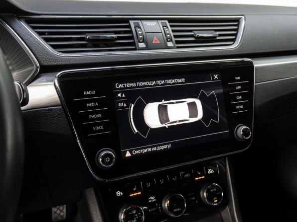 Skoda Superb III Рестайлинг с пробегом 2021 года, цена 2 999 000 рублей, 61850 км, лифтбек, Автокод Объявления
