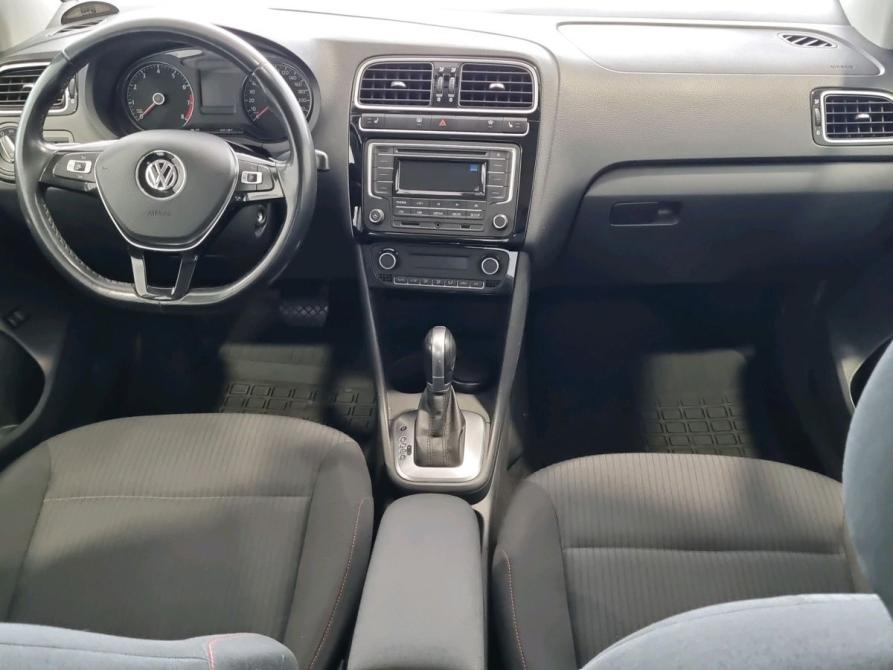 Volkswagen Polo V Рестайлинг Омск  - изображение 17
