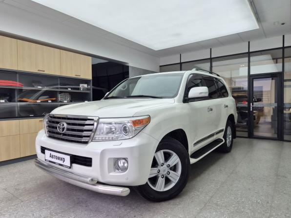 Toyota Land Cruiser 200 Series Рестайлинг 1 с пробегом 2015 года, цена 5 000 000 рублей, 136000 км, внедорожник, Автокод Объявления