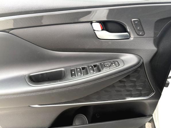 Hyundai Santa Fe IV Рестайлинг с пробегом 2021 года, цена 3 220 000 рублей, 102000 км, внедорожник, Автокод Объявления