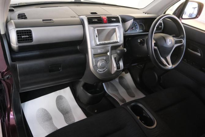 Honda Zest с пробегом 2010 года, цена 759 000 рублей, 21450 км, хэтчбек, Автокод Объявления