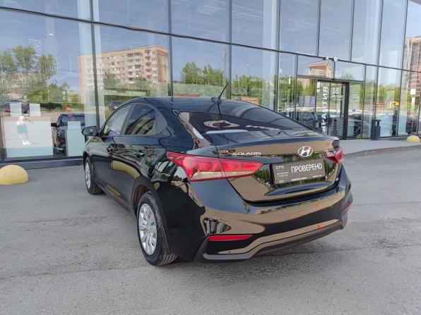 Hyundai Solaris II с пробегом 2018 года, цена 1 199 800 рублей, 120718 км, седан, Автокод Объявления
