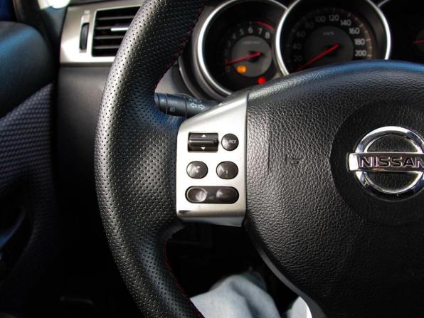 Nissan Tiida I с пробегом 2008 года, цена 399 000 рублей, 320218 км, седан, Автокод Объявления
