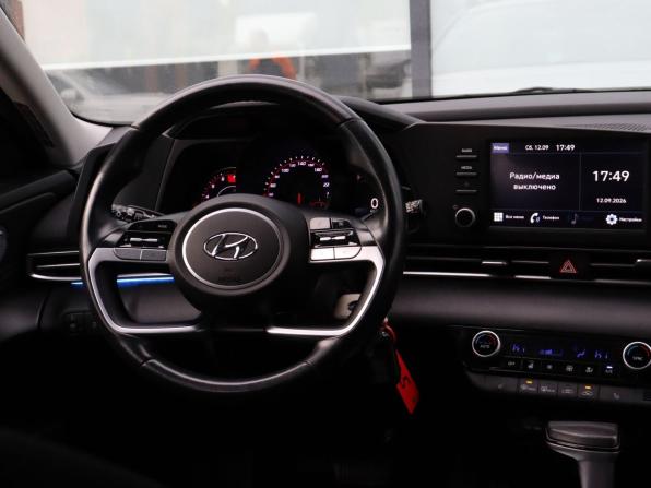 Hyundai Elantra VII (CN7) с пробегом 2021 года, цена 1 849 000 рублей, 111324 км, седан, Автокод Объявления
