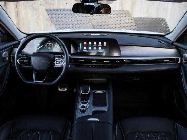 Chery Arrizo 8 с пробегом 2024 года, цена 1 890 000 рублей, 14297 км, седан, Автокод Объявления