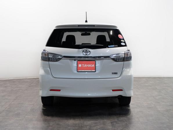 Toyota Wish II Рестайлинг с пробегом 2014 года, цена 1 480 000 рублей, 170000 км, минивэн, Автокод Объявления