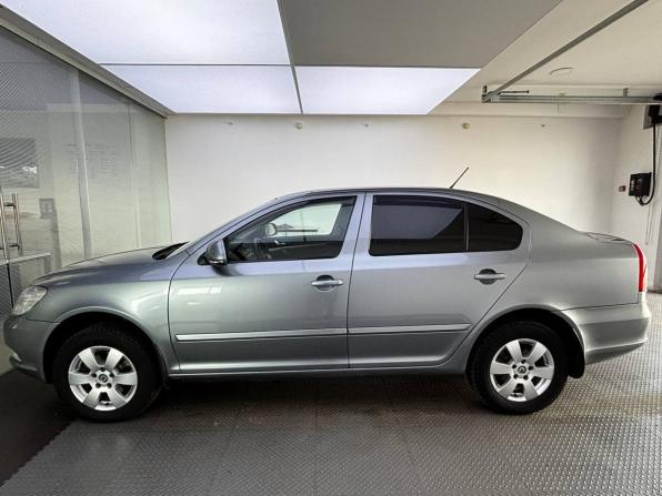 Skoda Octavia II (A5) Рестайлинг с пробегом 2012 года, цена 1 260 000 рублей, 49065 км, лифтбек, Автокод Объявления