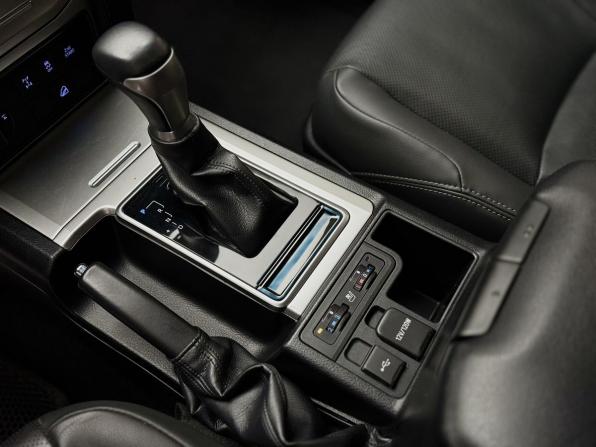 Toyota Land Cruiser Prado 150 Series Рестайлинг 3 с пробегом 2022 года, цена 6 990 000 рублей, 58752 км, внедорожник, Автокод Объявления