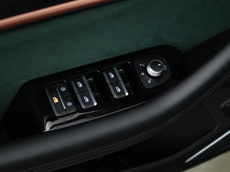 Geely Monjaro I Москва  - изображение 19