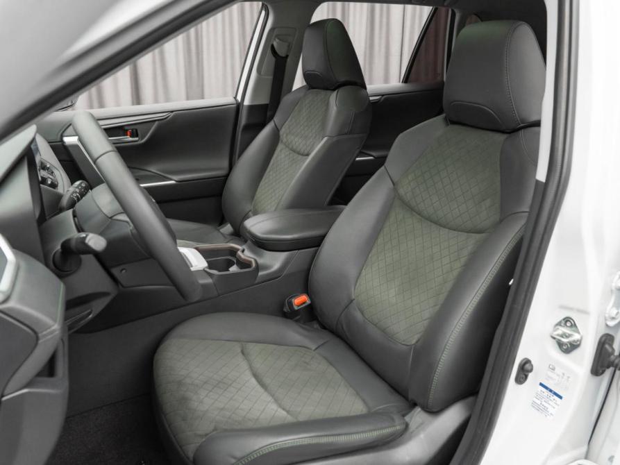 Toyota RAV4 V (XA50) Москва  - изображение 9