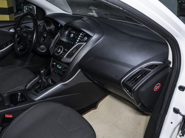 Ford Focus III с пробегом 2011 года, цена 709 000 рублей, 258070 км, хэтчбек, Автокод Объявления