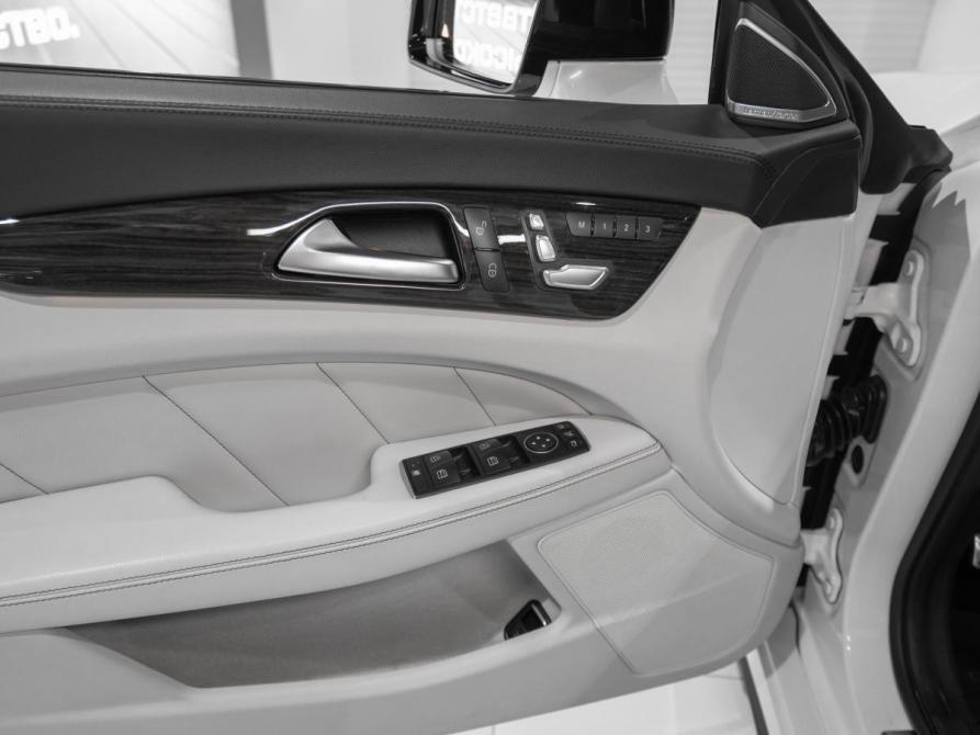 Mercedes-Benz CLS II (C218) Рестайлинг Москва  - изображение 20