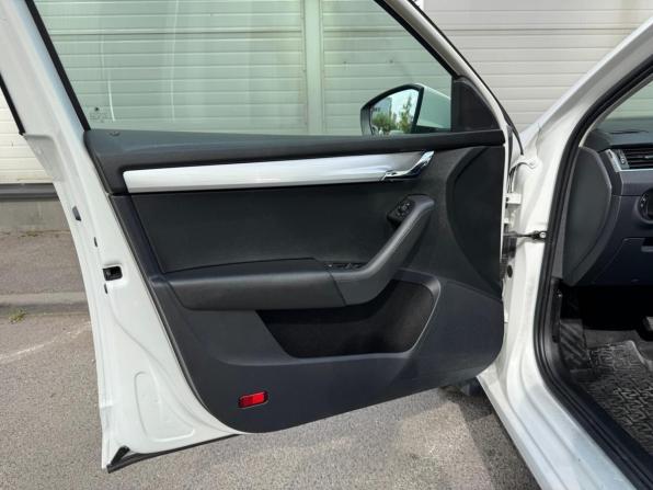 Skoda Octavia III (A7) Рестайлинг с пробегом 2018 года, цена 1 449 000 рублей, 152920 км, лифтбек, Автокод Объявления