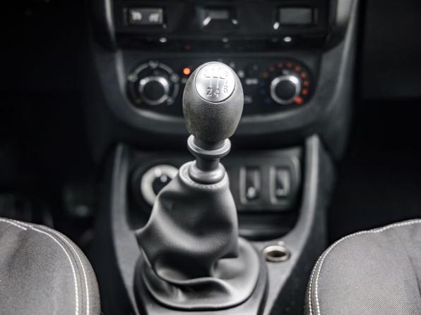 Renault Duster I Рестайлинг с пробегом 2016 года, цена 878 000 рублей, 396090 км, внедорожник, Автокод Объявления