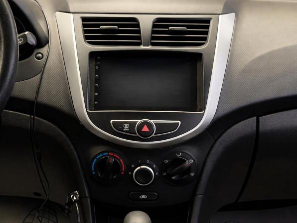 Hyundai Solaris I с пробегом 2011 года, цена 717 000 рублей, 178601 км, хэтчбек, Автокод Объявления