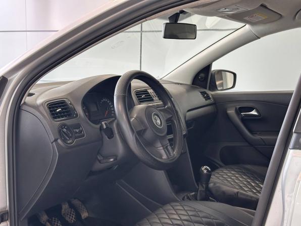 Volkswagen Polo V с пробегом 2012 года, цена 767 000 рублей, 165325 км, седан, Автокод Объявления