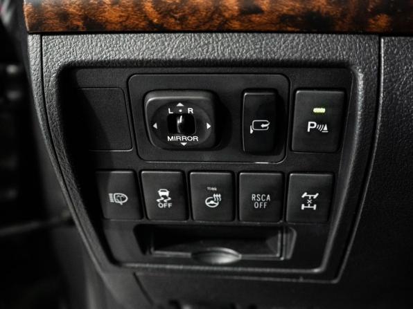 Toyota Land Cruiser 200 Series Рестайлинг 1 с пробегом 2012 года, цена 4 134 000 рублей, 123976 км, внедорожник, Автокод Объявления