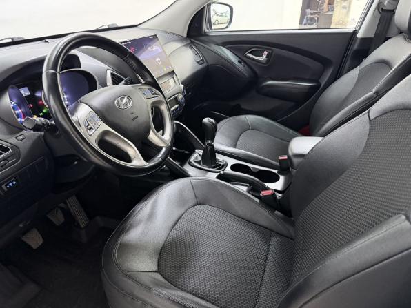 Hyundai ix35 I Рестайлинг с пробегом 2013 года, цена 1 250 000 рублей, 152212 км, внедорожник, Автокод Объявления