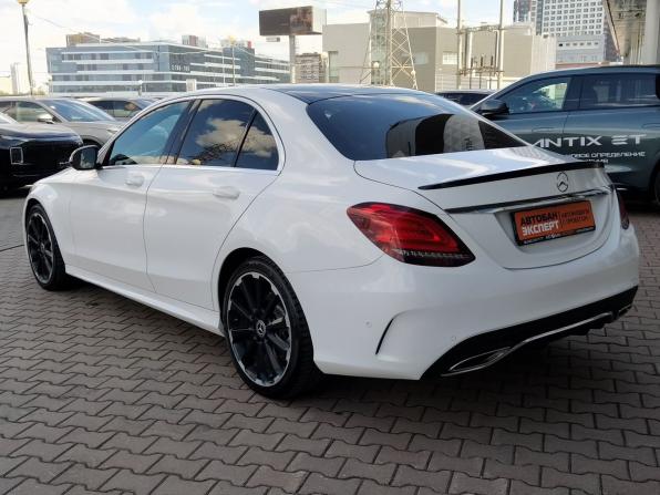 Mercedes-Benz C-Класс IV (W205) Рестайлинг с пробегом 2018 года, цена 2 650 000 рублей, 133631 км, седан, Автокод Объявления