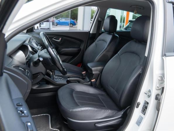 Hyundai ix35 I Рестайлинг с пробегом 2015 года, цена 1 560 000 рублей, 130499 км, внедорожник, Автокод Объявления