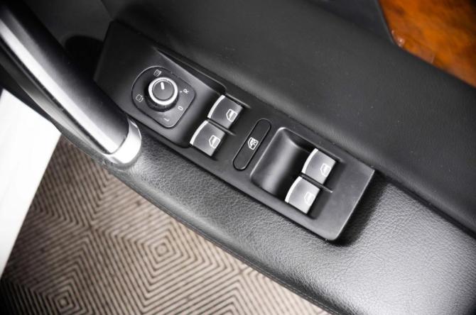 Volkswagen Passat B7 с пробегом 2013 года, цена 1 429 000 рублей, 128456 км, универсал, Автокод Объявления