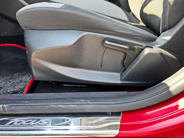 Ford Focus III Рестайлинг с пробегом 2014 года, цена 1 275 000 рублей, 61927 км, хэтчбек, Автокод Объявления