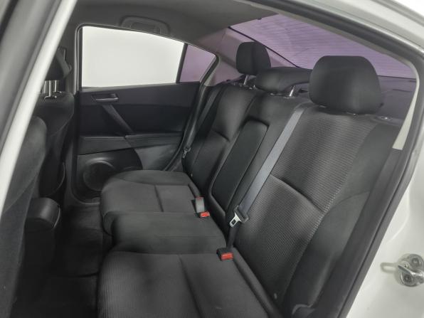 Mazda 3 II (BL) Рестайлинг с пробегом 2012 года, цена 965 000 рублей, 155189 км, седан, Автокод Объявления