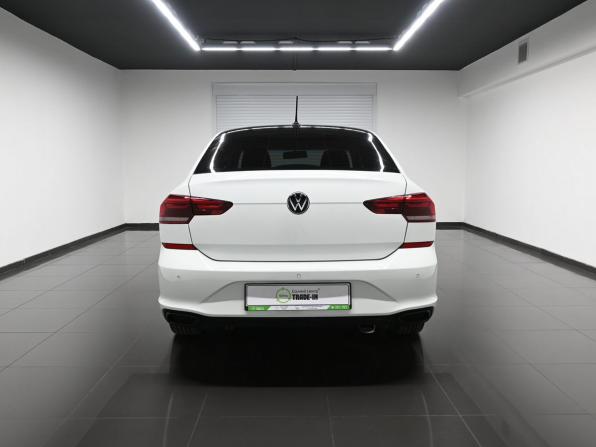 Volkswagen Polo VI с пробегом 2021 года, цена 1 395 000 рублей, 143964 км, лифтбек, Автокод Объявления