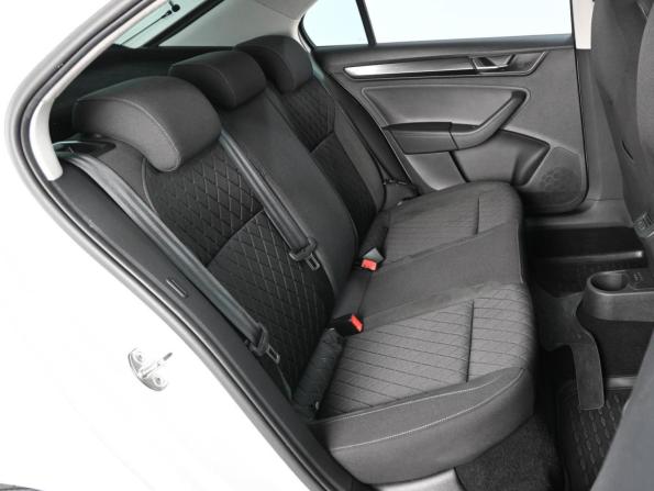 Skoda Rapid II с пробегом 2020 года, цена 1 799 000 рублей, 65232 км, лифтбек, Автокод Объявления