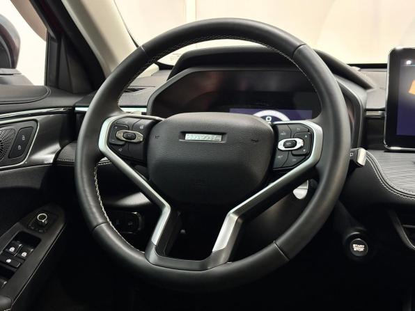 Haval Jolion I Рестайлинг с пробегом 2025 года, цена 2 755 000 рублей, 5331 км, внедорожник, Автокод Объявления