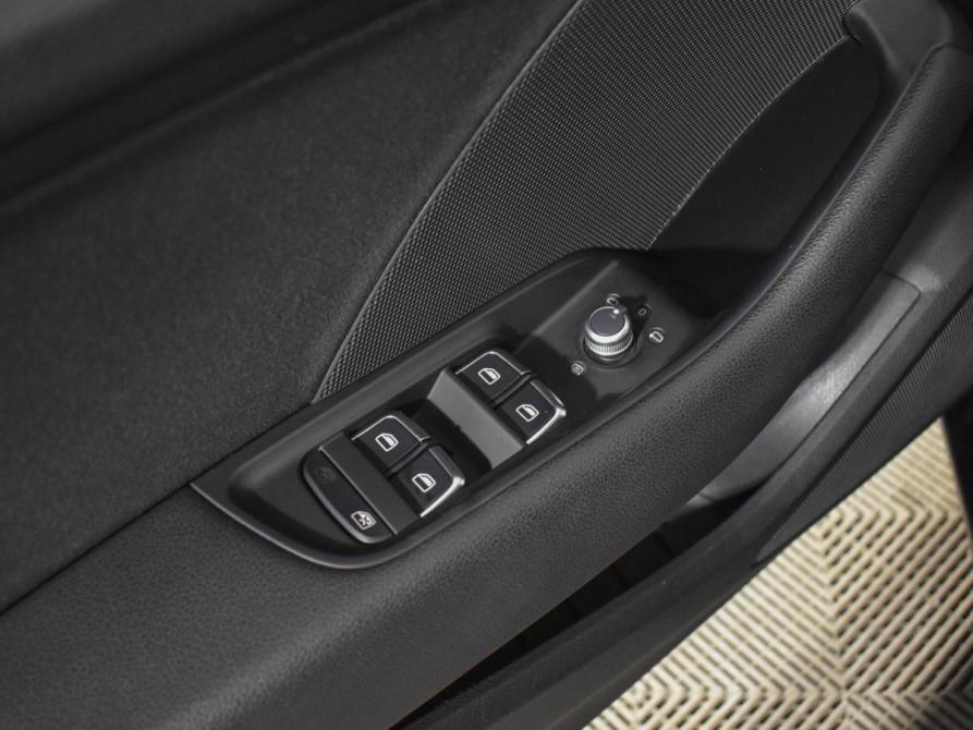 Audi A3 III (8V) Санкт-Петербург  - изображение 11