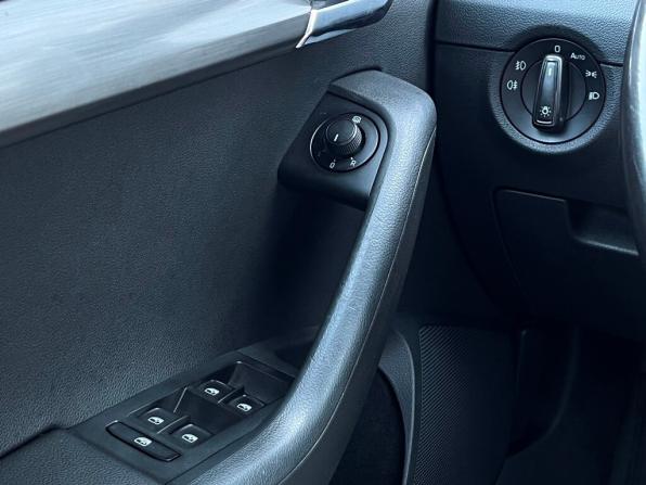 Skoda Octavia III (A7) Рестайлинг с пробегом 2018 года, цена 1 041 300 рублей, 286350 км, лифтбек, Автокод Объявления