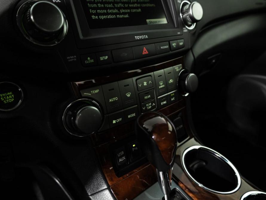 Toyota Highlander II (XU40) Рестайлинг Санкт-Петербург  - изображение 20