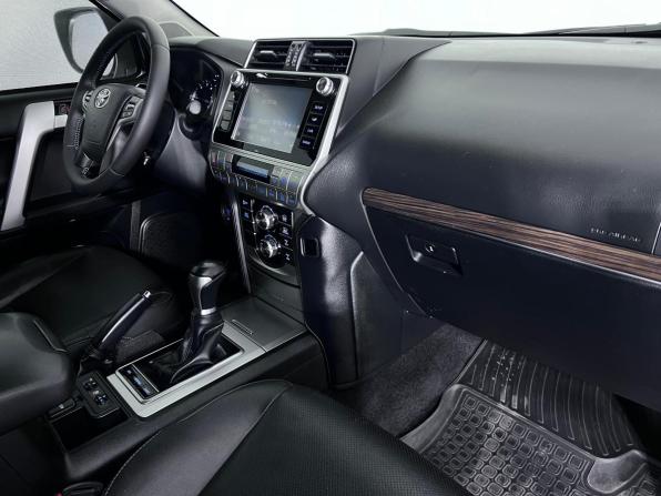 Toyota Land Cruiser Prado 150 Series Рестайлинг 2 с пробегом 2018 года, цена 4 980 000 рублей, 170500 км, внедорожник, Автокод Объявления