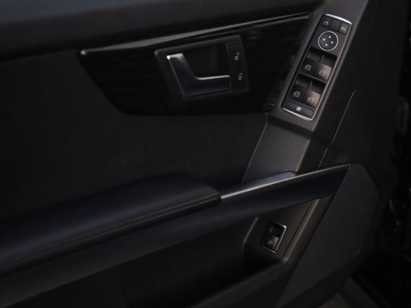 Mercedes-Benz GLK-Класс I (X204) Рестайлинг с пробегом 2015 года, цена 2 299 000 рублей, 93503 км, внедорожник, Автокод Объявления